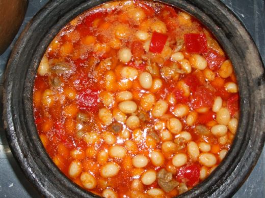 Fırında Güveçte Kuru Fasulye Tarifi ve Malzemeleri