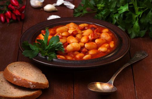 Rüyada Kuru Fasulye Toplamak Tarifi ve Malzemeleri